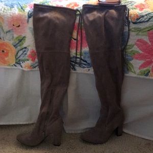 High Heel Suede boots